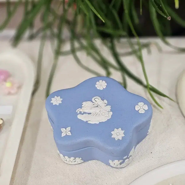 [BUNJANG] Vintage Wedgwood Jasperware Shell Box Blue / 빈티지 웨지우드 재스퍼웨어 쉘함 블루