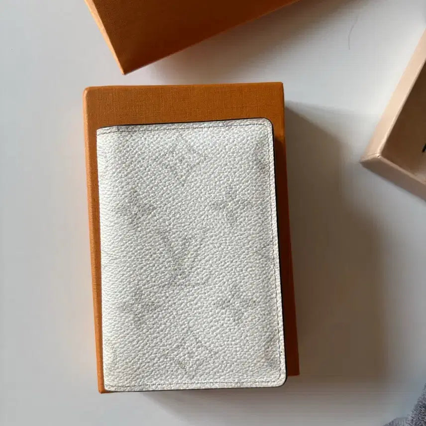 [BUNJANG] Louis Vuitton Organizer Wallet White Card Holder / 루이비통 오거나이저 지갑