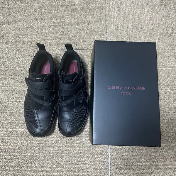 [BUNJANG] Asics x Issey Miyake Hyper Taping Sneakers / [270] 아식스 이세이미야케 하이퍼테이핑