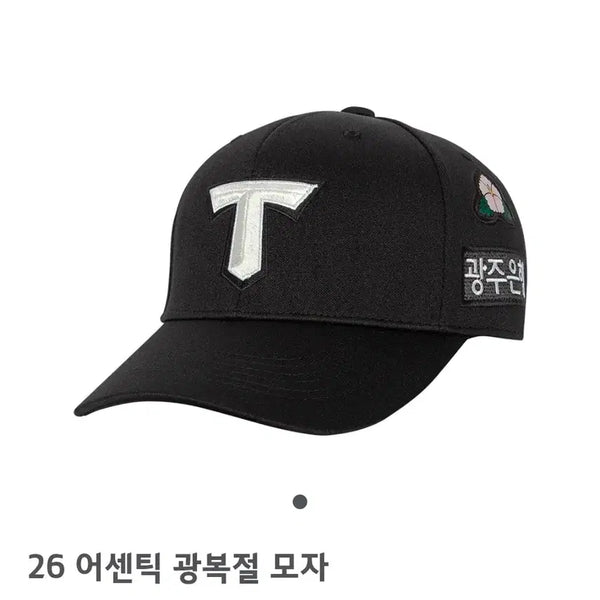 [BUNJANG] Kia Tigers 26th Authentic Liberation Day Cap - Black, Size 58 / 기아 타이거즈 26 어센틱 광복절 모자 블랙 사이즈 58