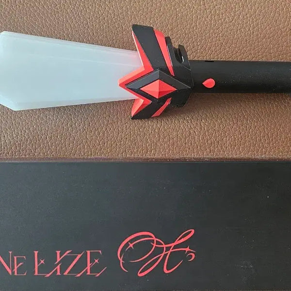 [BUNJANG] Lijeche Official Lightstick / 리제 응원봉판매합니다