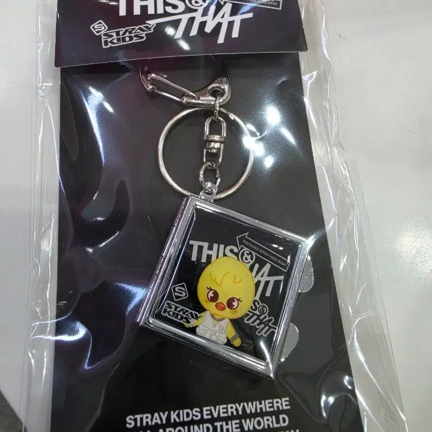 [BUNJANG] Stray Kids Bbokkari Mirror Keyring (Sealed) / 스트레이키즈 뽁아리 미러 키링 미개봉 원가판매