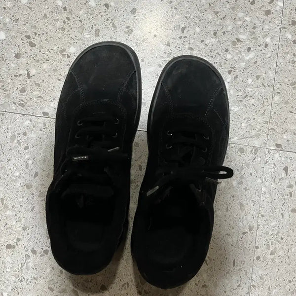 [BUNJANG] Black Suede Sneakers / 검정색 스웨이드 스니커즈 구동화