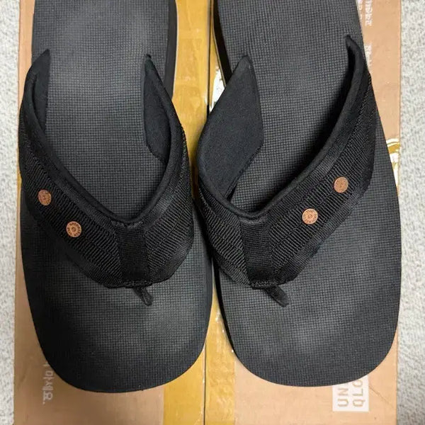 [BUNJANG] Andersson Bell Black Button Detail Slide Sandals 255 / 앤더슨벨 쪼리 슬리퍼 샌들 255