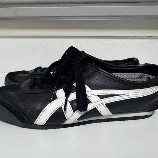 [BUNJANG] Onitsuka Tiger Mexico 66 Black White Sneakers / 오니츠카타이거 멕시코66 블랙 화이트