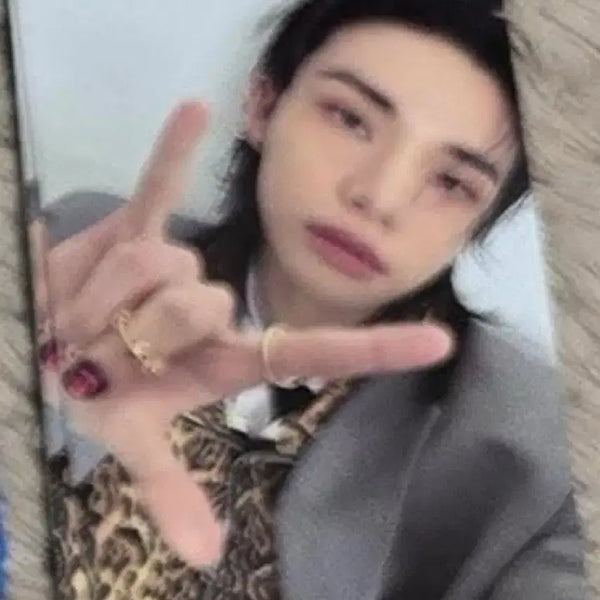 [BUNJANG] Stray Kids Hyunjin This & That Version Photocard / 디스앤댓 this & that  & 버전 스키즈 스트레이키즈 현진