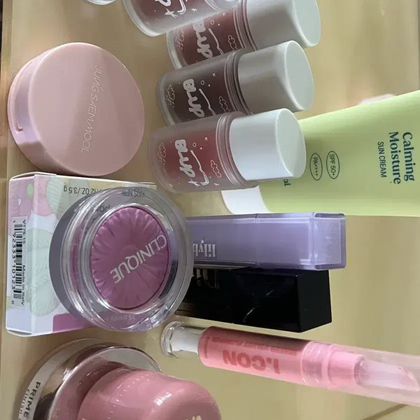 [BUNJANG] Assorted Cool-Tone Cosmetics Bundle (Clinique, Dinto, Lilybyred, Dots, Banila Co.) / ! 개별구매 가능 ! 쿨톤 화장품 모음/크리니크/딘토/릴리바이레드/닷츠/바닐라코/