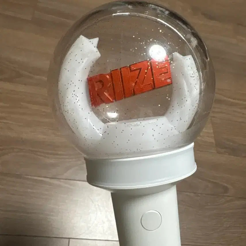 [BUNJANG] RIIZE Ri Bong Lightstick / 라이즈 라브봉