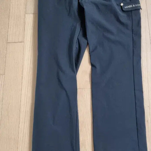 [BUNJANG] Mark &ロナ Cargo Pants Black M66 / 마크앤로나 카고바지 여 66