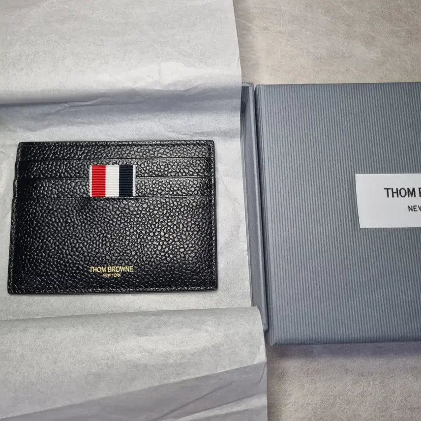 [BUNJANG] Thom Browne Pebble Grain Leather Stripe Note Compartment Card Holder Black / S급 [THOM BROWNE] 톰브라운 카드지갑 페블 그레인 레더 스트라이프 노트 컴파트먼트 블랙