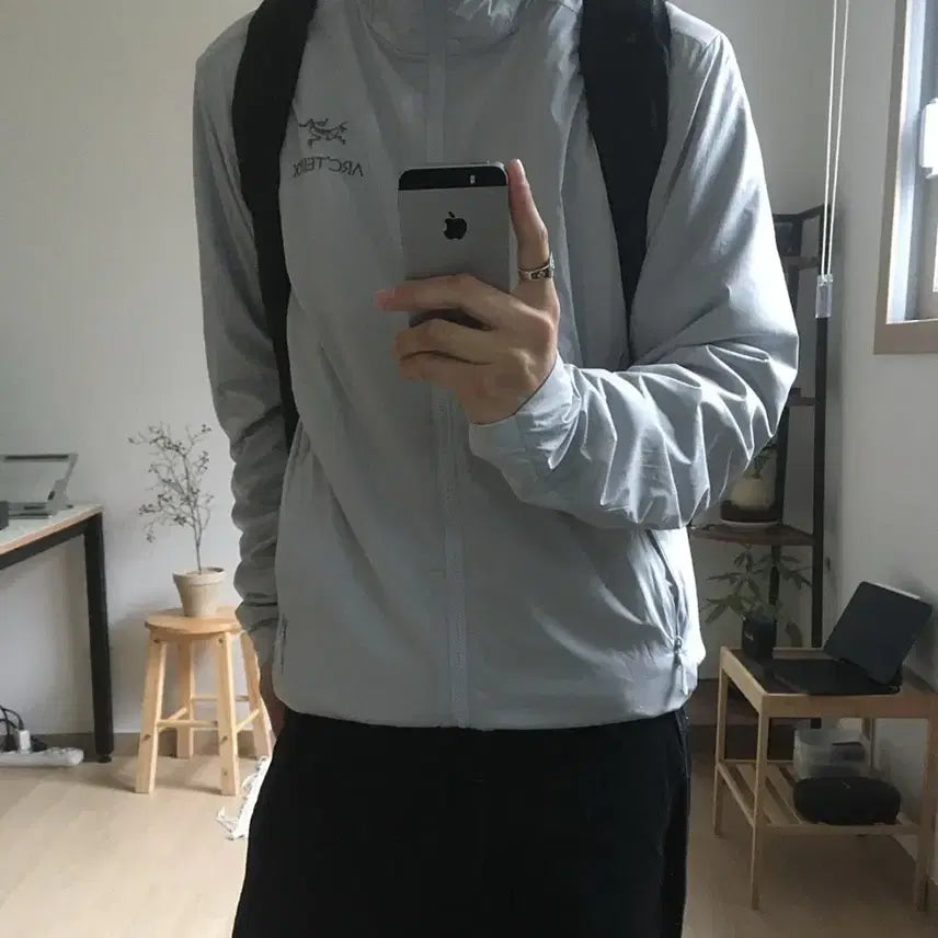 [BUNJANG] Arc'teryx Atom SL Hoodie Solitude - Men's Medium / 아크테릭스 아톰 SL 후디 솔리튜드 M