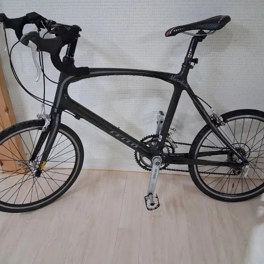 [BUNJANG] Cello Meridian Carbon Mini Velo Bicycle - Black / 첼로 메리디안 카본 미니벨로 블랙 자전거