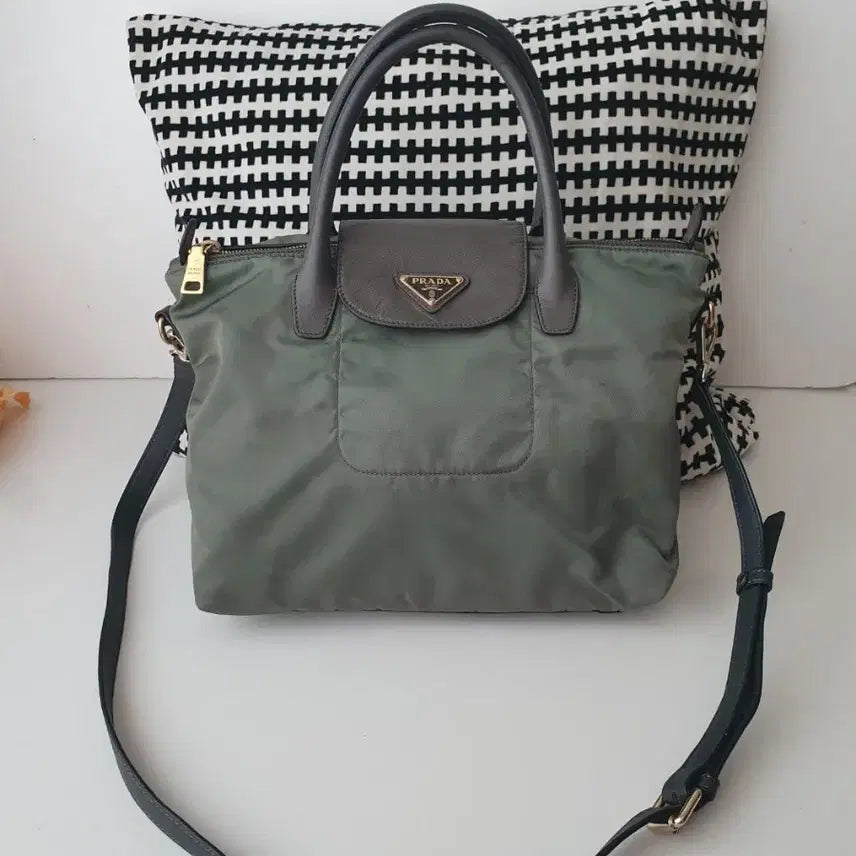 [BUNJANG] Prada Small Tote Bag / 정품이고 ㅡ프라다 ㅡ스몰.토트백