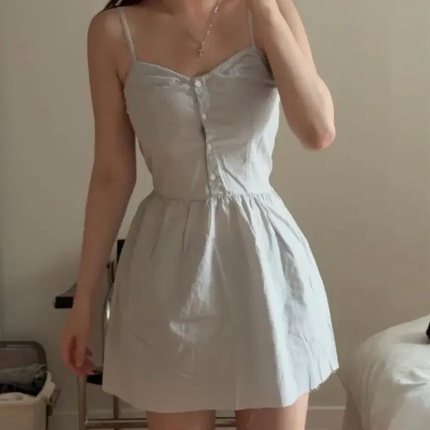 [BUNJANG] Brandy Melville Light Gray Sleeveless Mini Dress / 브랜디멜빌 연그레이 민소매 원피스