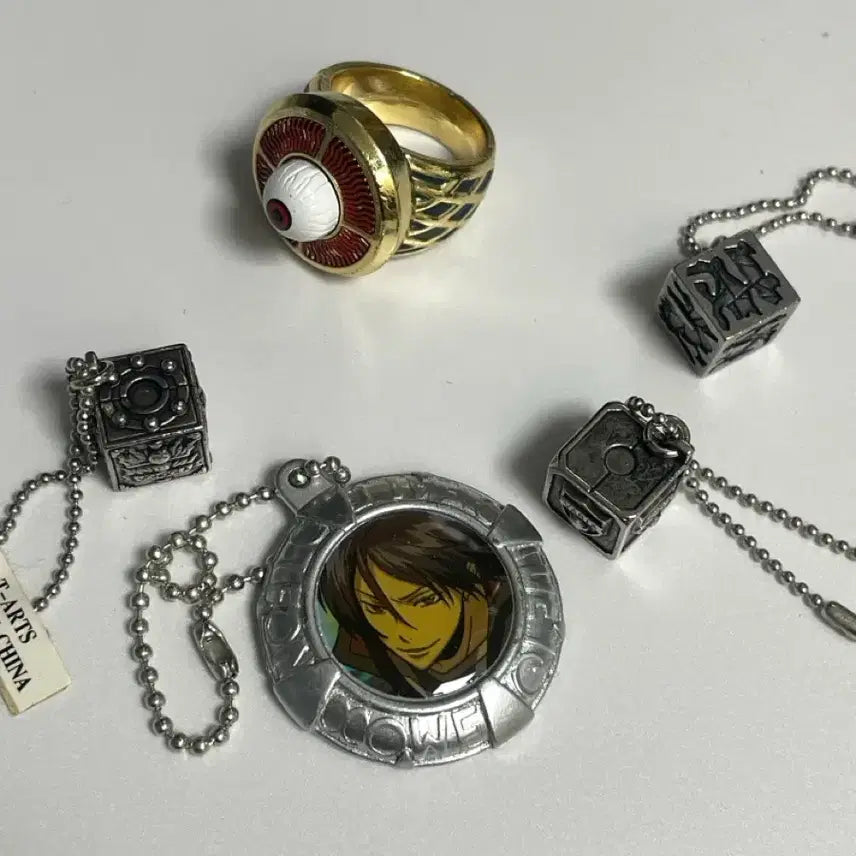 [BUNJANG] Katekyo Hitman Reborn! Rokudo Mukuro Ring Gacha Set / 가히리 헬링 로쿠도 무쿠로 반지 가챠 팝니다
