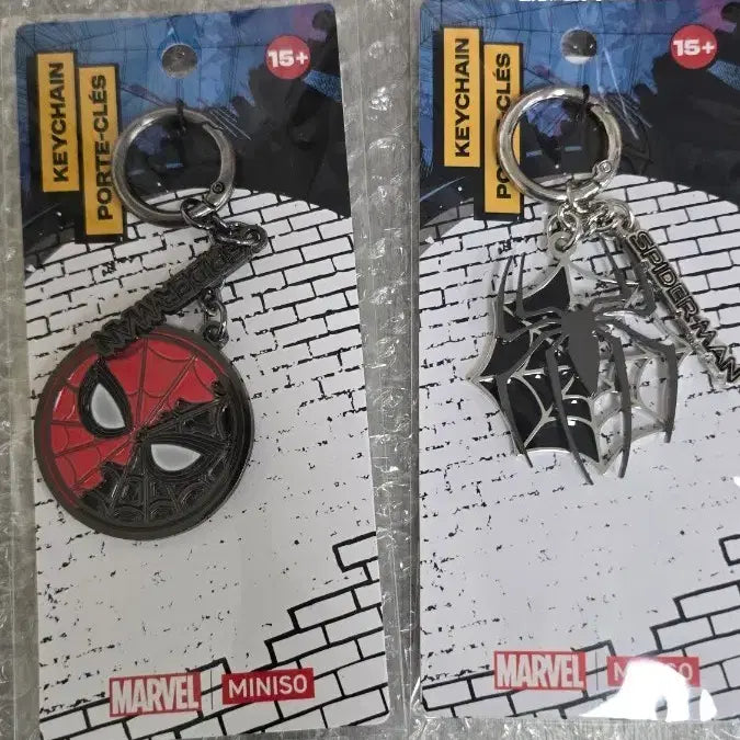 [BUNJANG] Spider-Man Metal Keyring 2-Piece Set / 스파이더맨 메탈키링 2종 세트 팝니다 (거미줄키링/마스크키링)