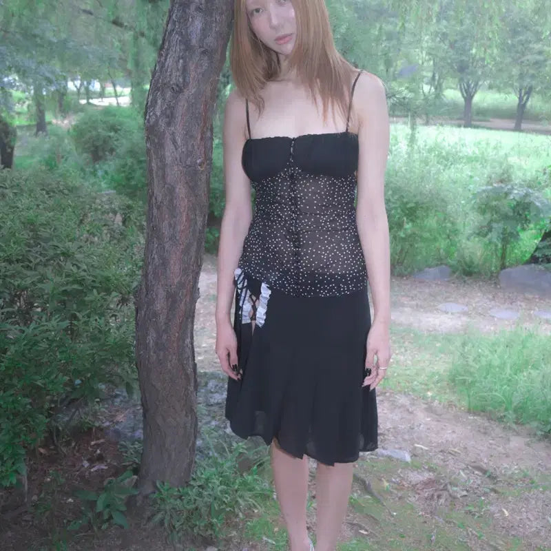 [BUNJANG] Lose Sleepover Dot Ribbon Sleeveless Top / 루즈슬립오버 도트 리본 슬리브리스