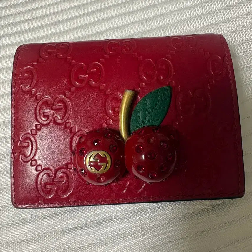 [BUNJANG] Gucci GG Cherry Wallet / 구찌 GG 로고 체리 장식 지갑