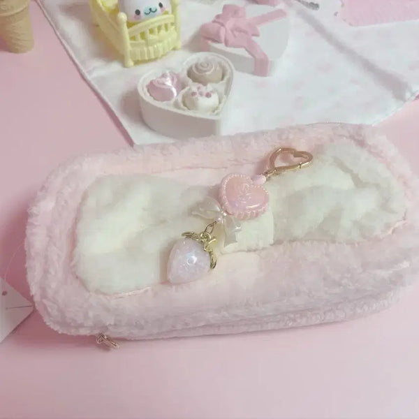 [BUNJANG] Liz Lisa Ribbon Pouch & Marikku Strawberry Charm Bundle / 리즈리사 파우치 마리끄 딸기 키링 일괄 판매