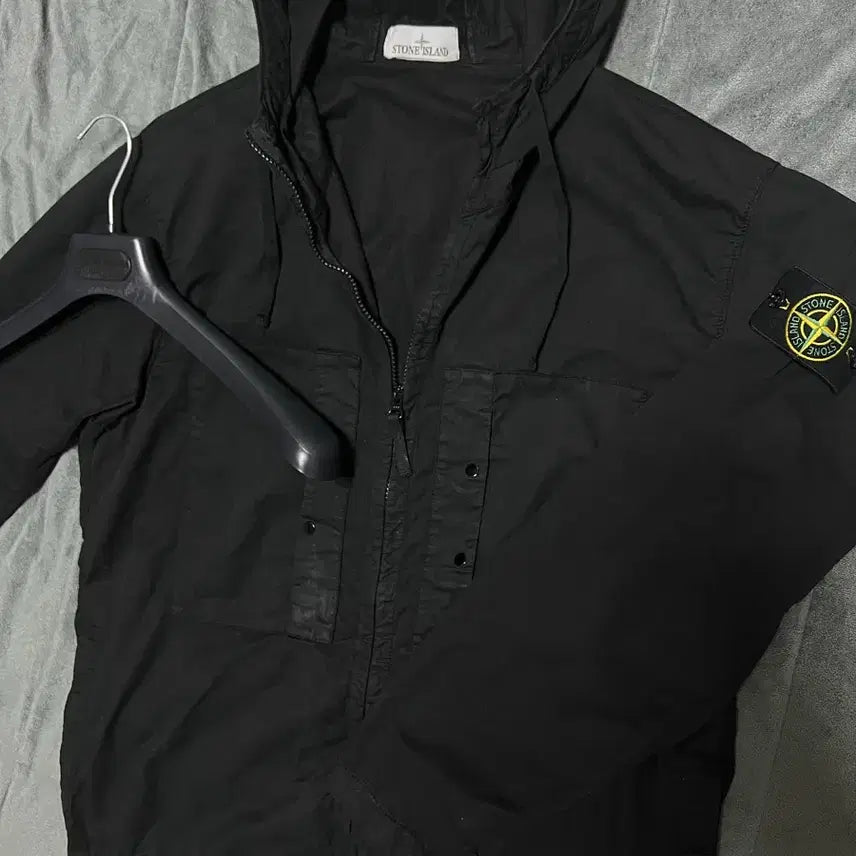 [BUNJANG] Stone Island Supima Cotton Windbreaker Jacket Black XL / [XL] 25ss 스톤아일랜드 수피마 코튼 바람막이 자켓 블랙