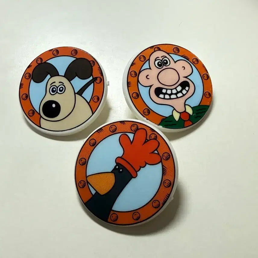 [BUNJANG] Wallace & Gromit Vintage Badge Set / 월레스와 그로밋 빈티지 뱃지 3종 일괄