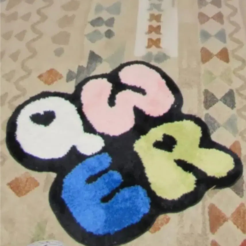 [BUNJANG] QWER AMES Collaboration Rug / QWER 아메스 콜라보 러그