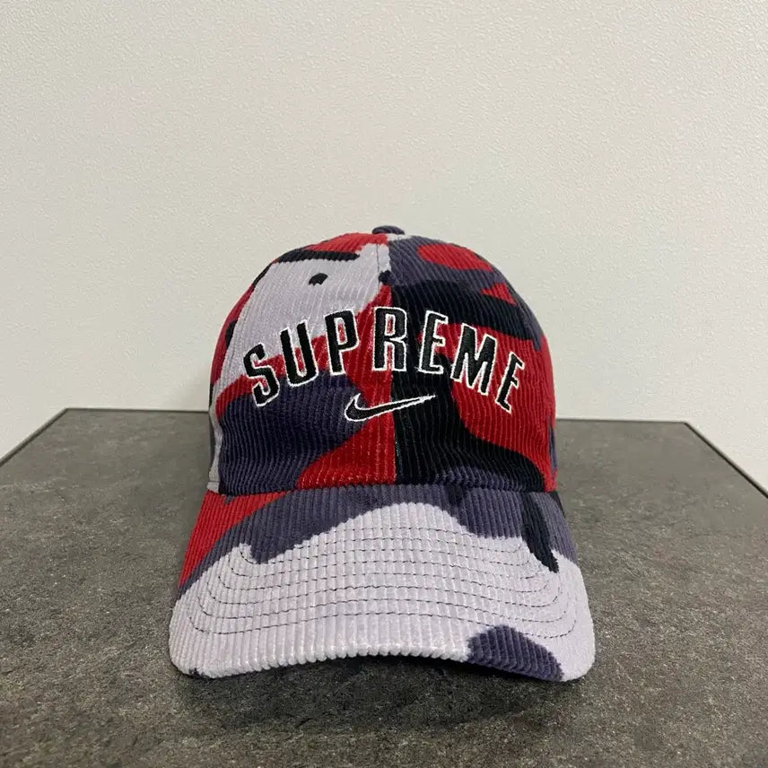 [BUNJANG] Supreme x Nike 6-Panel Arc Corduroy Cap Red Camo / 슈프림 X 나이키 6패널 볼캡 아크 코듀로이 레드 카모