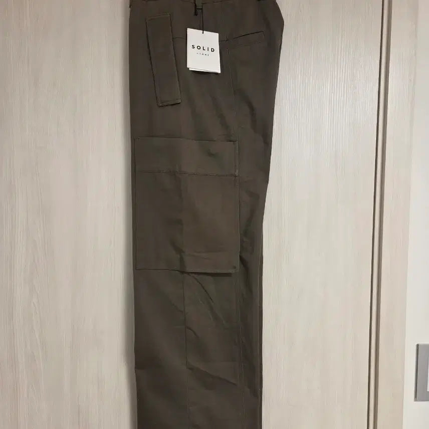 [BUNJANG] Solid Homme 23FW Wide Cargo Chino Pants Khaki / 솔리드옴므 23FW 와이드 카고 치노 팬츠 46