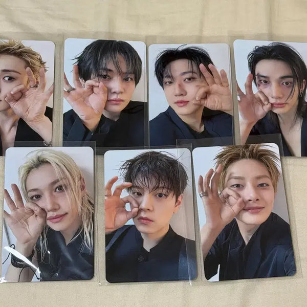 [BUNJANG] Stray Kids Run Away Tour Day 5 Entry Photocard Bundle Set (All Members Except HAN) / 스트레이키즈 런잇 투어 5일차 입장포카 0802