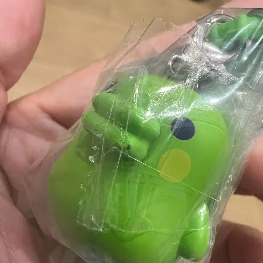 [BUNJANG] Tamagotchi Colorful Multi Charm Gachapon / 불량품 다마고치 컬러풀 멀티 참 가챠 구치파치