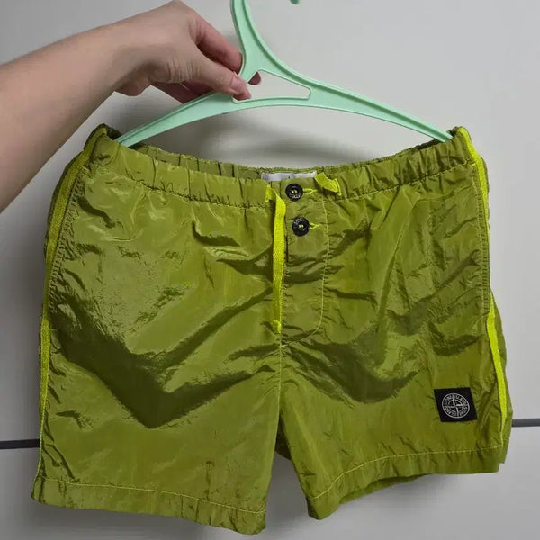 [BUNJANG] Stone Island Lime Shorts / 스톤아일랜드  반바지 라임