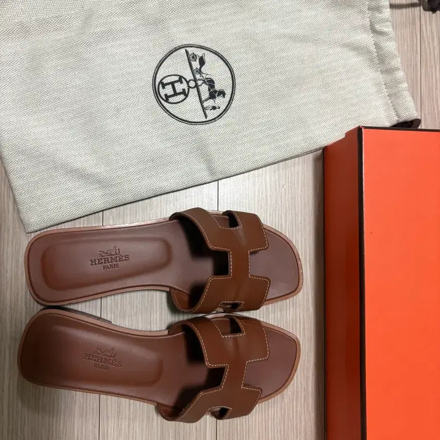 [BUNJANG] Hermès Oran Sandals Size 34 / 에르메스 오란 34