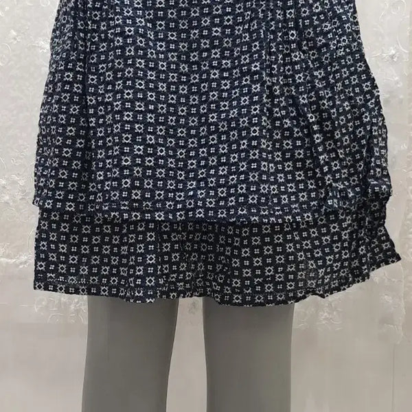 [BUNJANG] Marc Jacobs Navy Patterned Midi Skirt / 마크제이콥스  스커트 27
