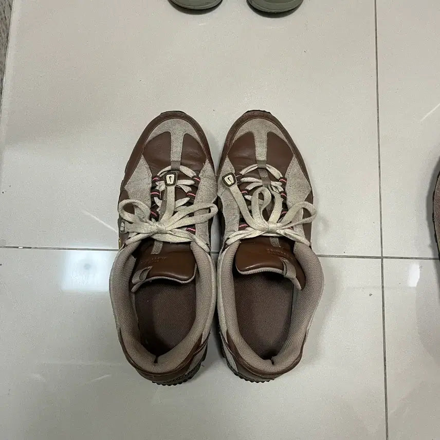 [BUNJANG] Nike Jacquemus Humara / 나이키 자크뮈스 휴마라