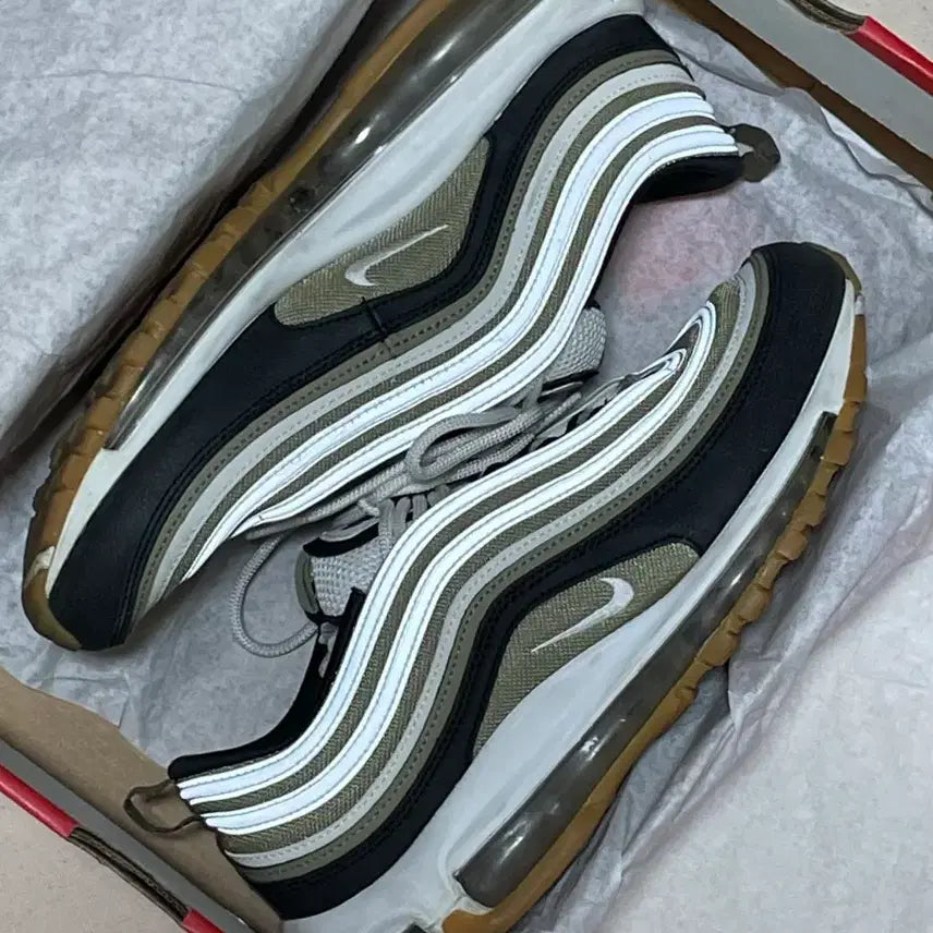 [BUNJANG] Nike Air Max 97 Neutral Olive Summit White Shoes / 나이키 에어맥스 97 뉴트럴 올리브 서밋 화이트