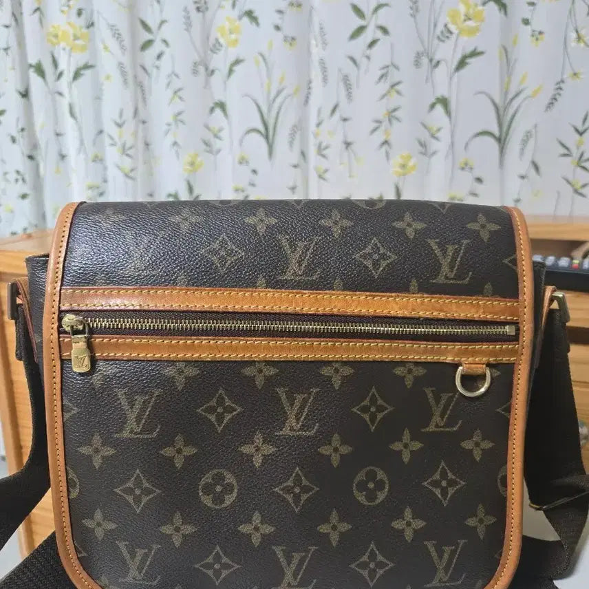 [BUNJANG] Louis Vuitton Monogram Canvas Crossbody Bag / 루이비통 모노그램 캔버스 크로스백