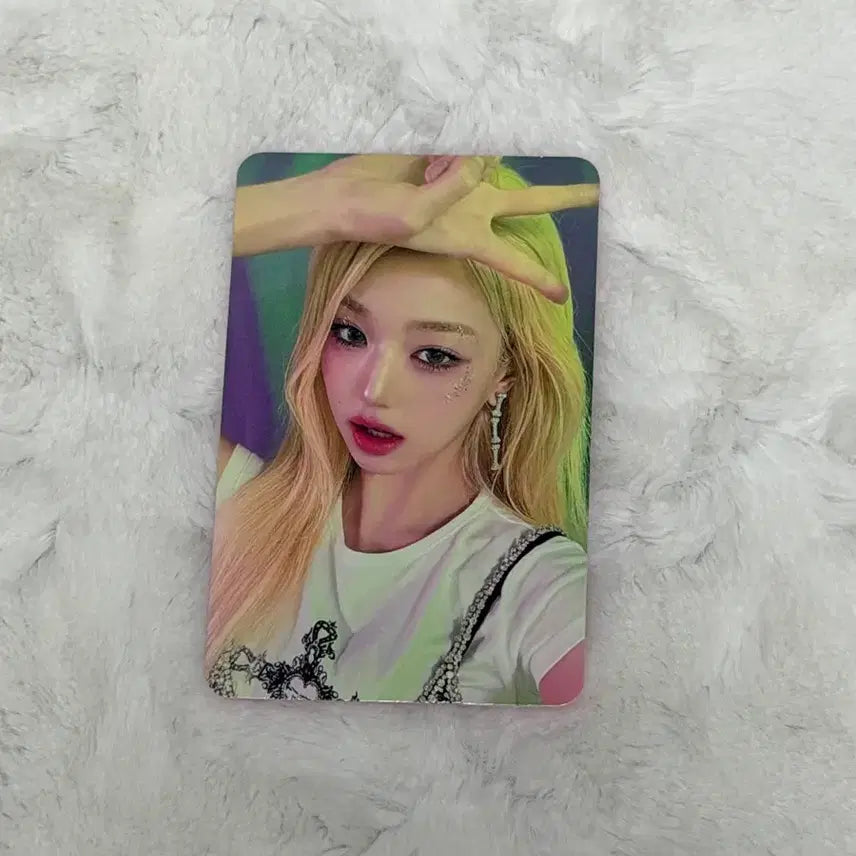[BUNJANG] IVE Jang Wonyoung MINE US Exclusive Photocard POB / 아이브 장원영 마인 미국한정 미국반 포카 미공포 양도 시세킹 US exclusive