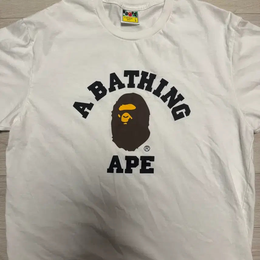 [BUNJANG] BAPE College T-Shirt / 베이프 컬리지 티셔츠