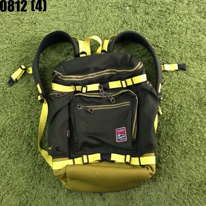 [BUNJANG] Redface Neo Road Cordura Backpack / 레드페이스 네오로드 코듀라 백팩 등산 배낭 가방 카키 0812