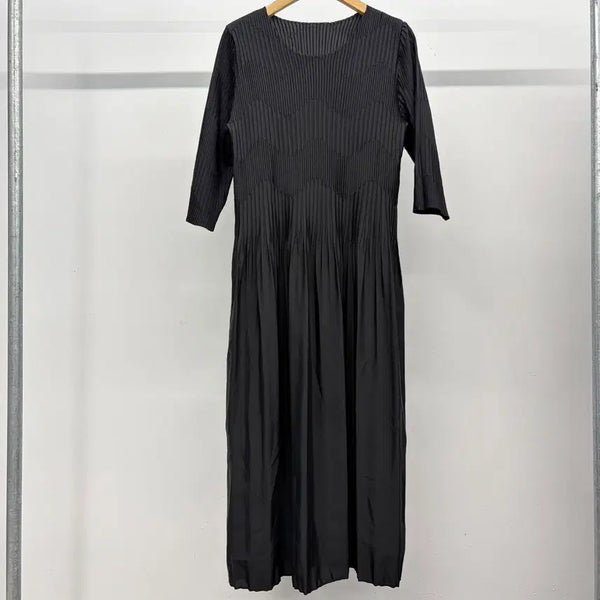 [BUNJANG] Yoitz Pleated Long Dress / 요이츠 플리츠 롱 원피스 F