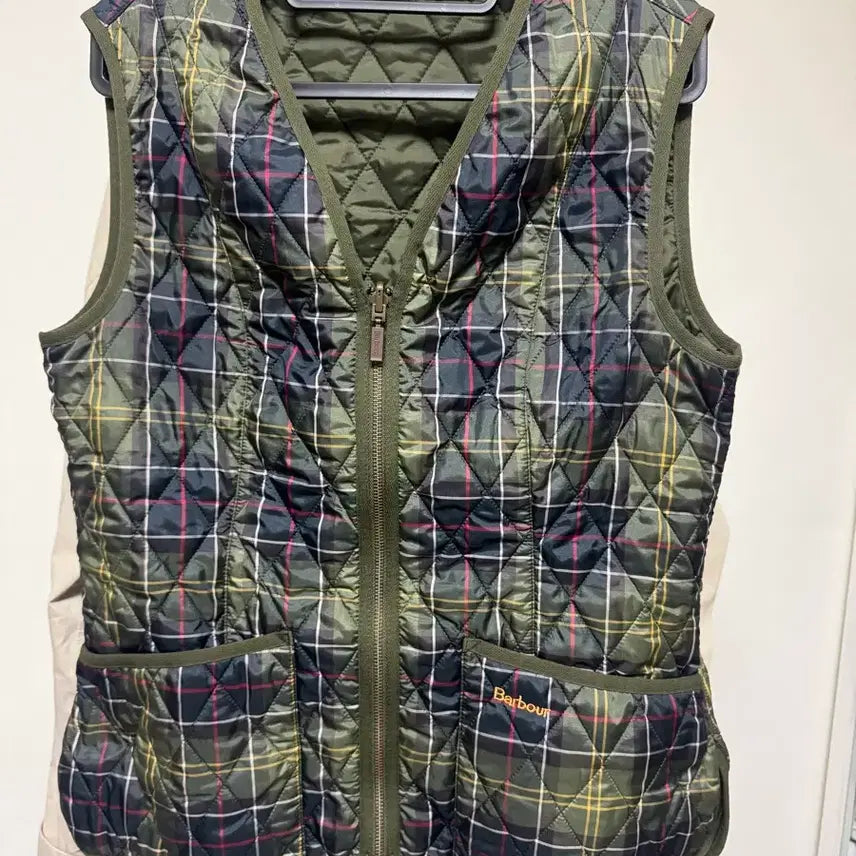 [BUNJANG] Barbour Quilted Vest Tartan Check Green / 바버 퀼팅 조끼 타탄 체크 그린