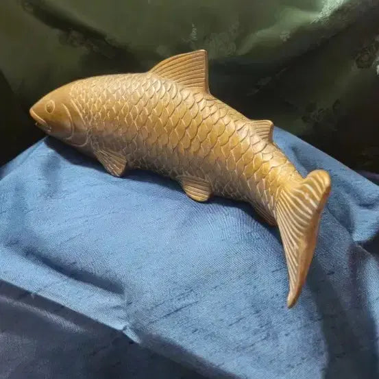 [BUNJANG] Daemyeong Seondeok Dynasty Brass Carp Ornament - Auspicious Symbol of Wealth and Success / 대명선덕 명관 황동 잉어 장식품 오브제 .길상.재물운