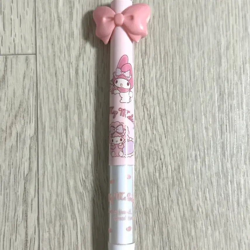 [BUNJANG] Sanrio My Melody Piano 2-Color Ribbon Ballpoint Pen / 산리오 마이멜로디 피아노 펜 볼펜 2색 리본