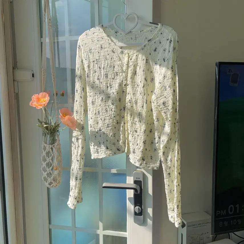 [BUNJANG] Vintage Blue Floral Button Cardigan / [빈티지] 모리걸 블루 잔꽃 단추 가디건 -옷장정리