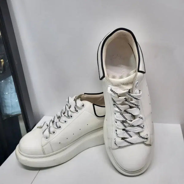 [BUNJANG] Alexander McQueen Oversized Low Top Sneakers / 알렉산더맥퀸 오버사이즈로우탑스니커즈(무료배송)
