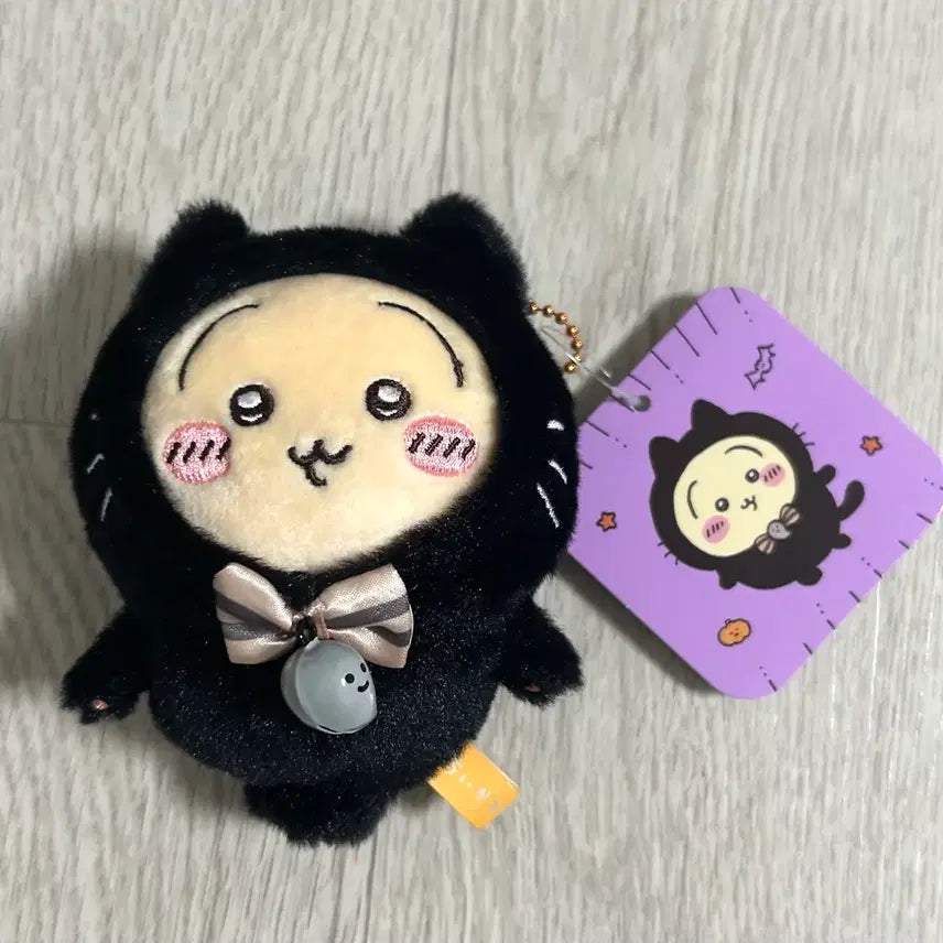 [BUNJANG] Chiikawa Usagi Halloween Cat Black Nui Keyring / 치이카와 우사기 할로윈 고양이 블랙 먼작귀 누이 키링
