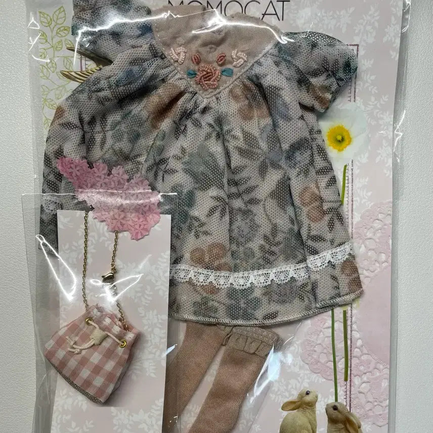 [BUNJANG] Momocat Blythe Japanese Artist Dress Set / 브라아스 일본작가 원피스