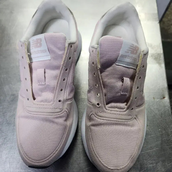 [BUNJANG] New Balance Sneakers (Size 225) / 뉴발란스 운동화(225)
