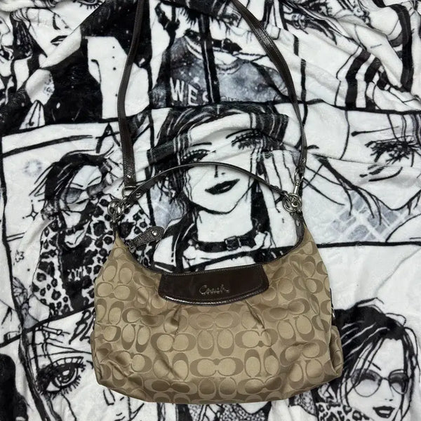 [BUNJANG] Coach Signature Shoulder Bag Brown / 코치 시그니처 숄더백 브라운