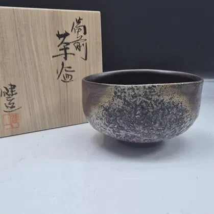 [BUNJANG] Master Ungcheon "Ira-bo" Karatsu Tea Bowl / 장인웅천-이라보 가라츠다완/